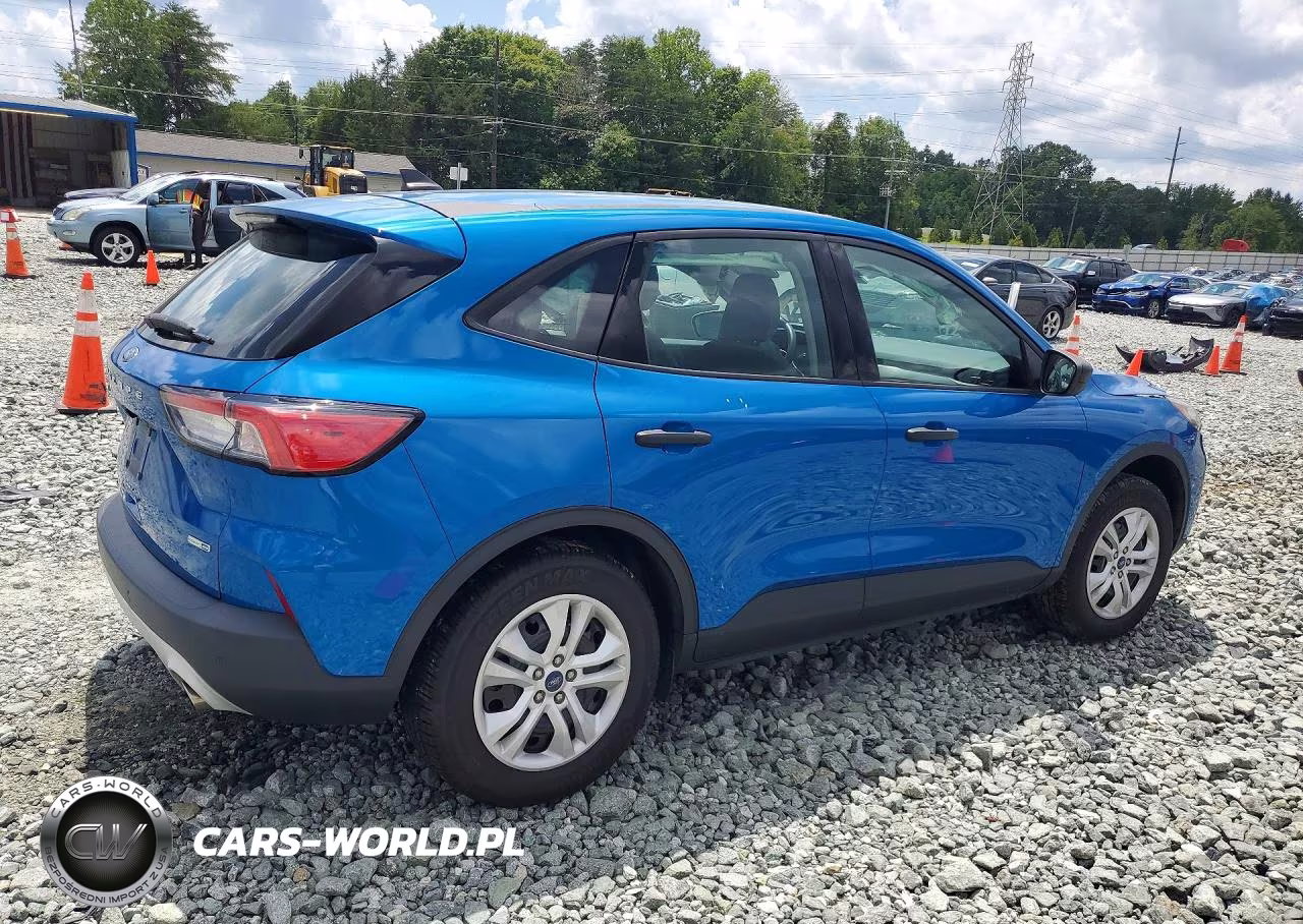 2020 Ford Escape S VIN:1FMCU9F6XLUB25372 - 3