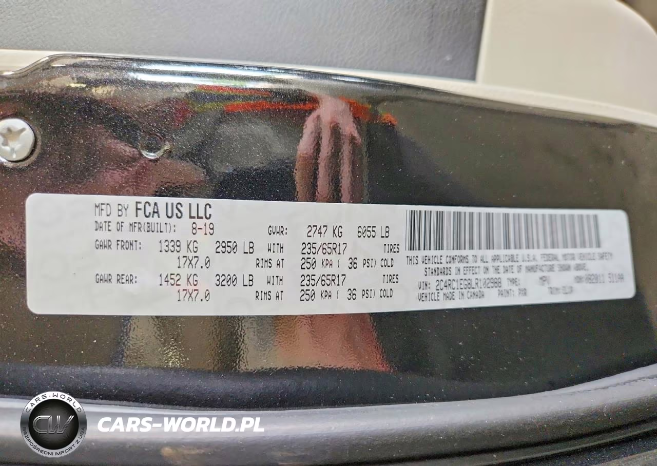 2020 Chrysler Pacifica Touring L Plus VIN:2C4RC1EG8LR102988 - 14