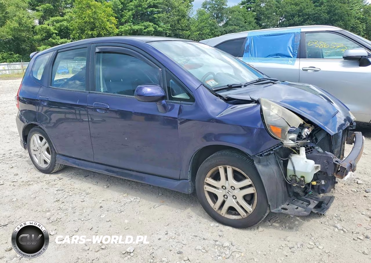 2008 Honda Fit Sport VIN:JHMGD38658S066717 - 4