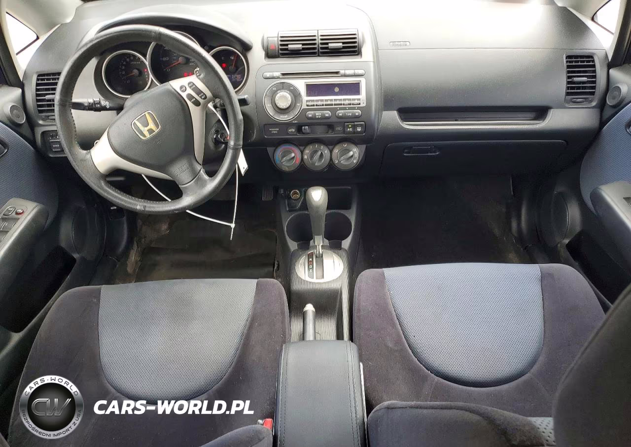 2008 Honda Fit Sport VIN:JHMGD38658S066717 - 8