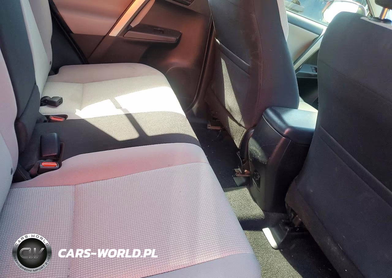 2018 Toyota Rav4 Hybrid Le VIN:JTMRJREV5JD197058 - 11