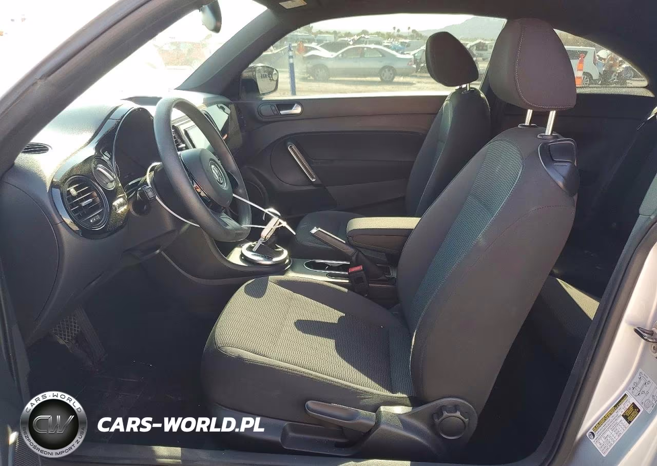 VOLKSWAGEN BEETLE VIN:3VWF17AT6EM642555 - 7
