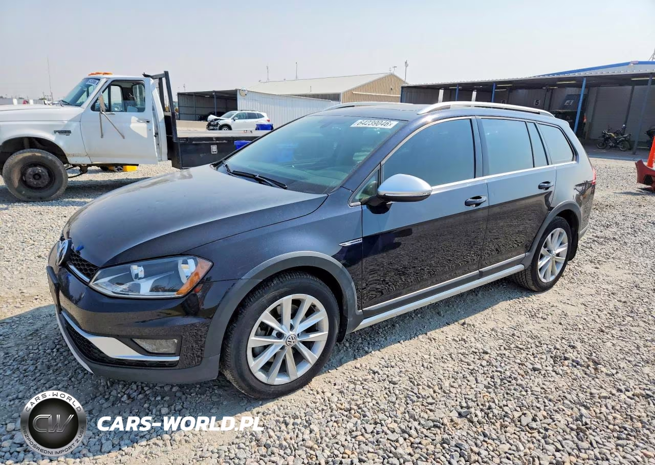 2017 Volkswagen Golf Alltrack S – zdjęcie 1 z 12