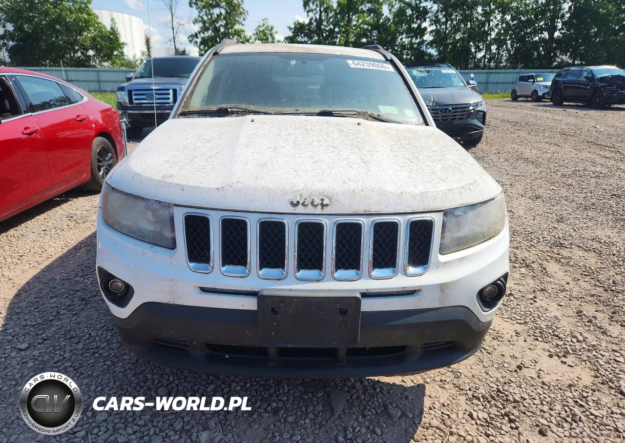 2014 Jeep Compass Sport VIN:1C4NJDBB2ED503876 - 5