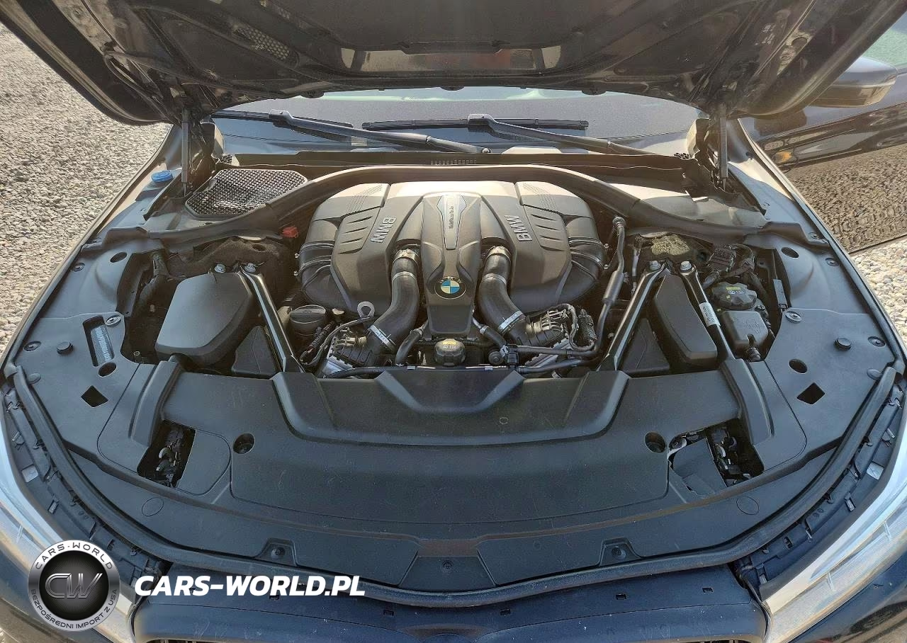 2016 BMW 750 Xi VIN:WBA7F2C59GG418927 - 11