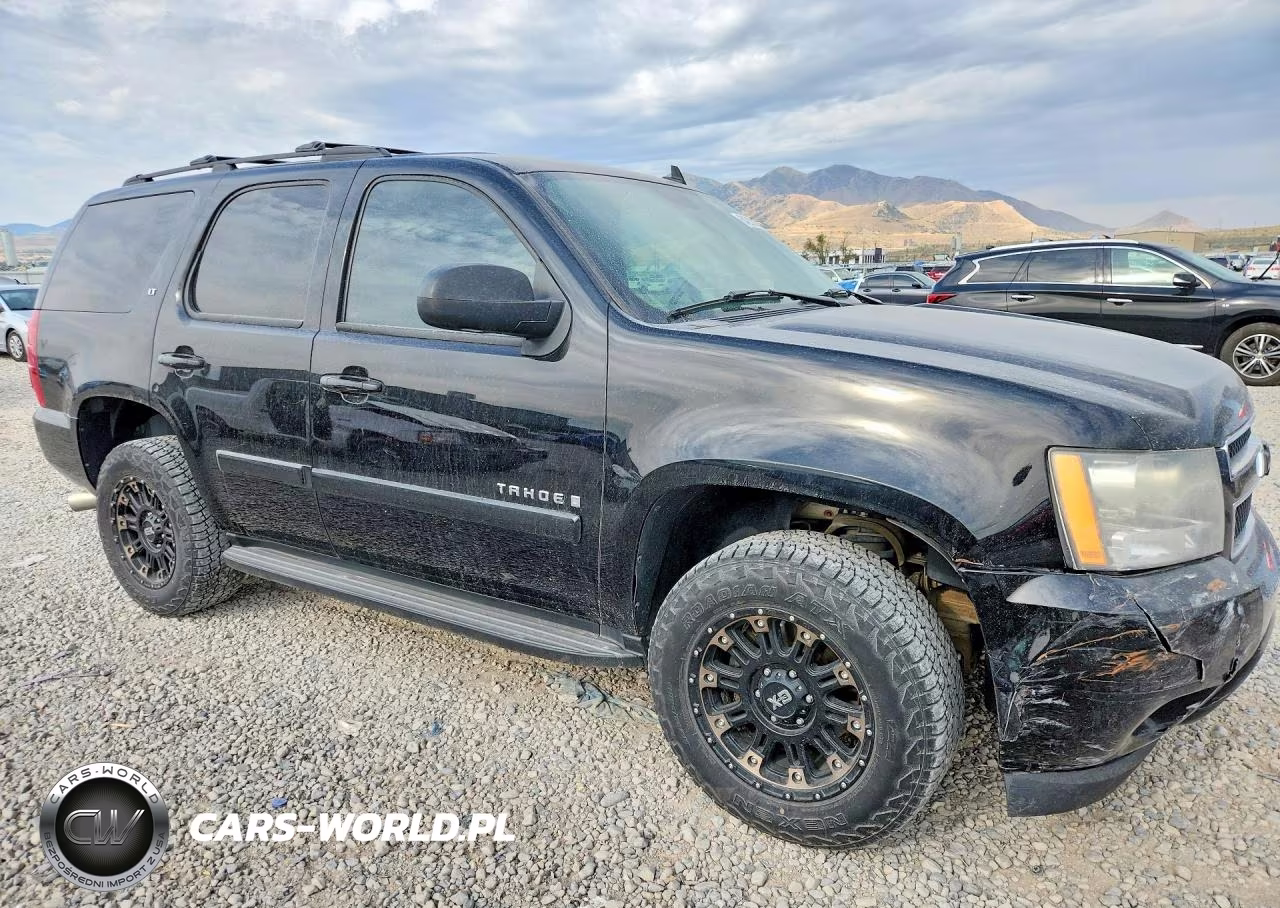 2007 Chevrolet Tahoe K1500 VIN:1GNFK13057J386349 - 4