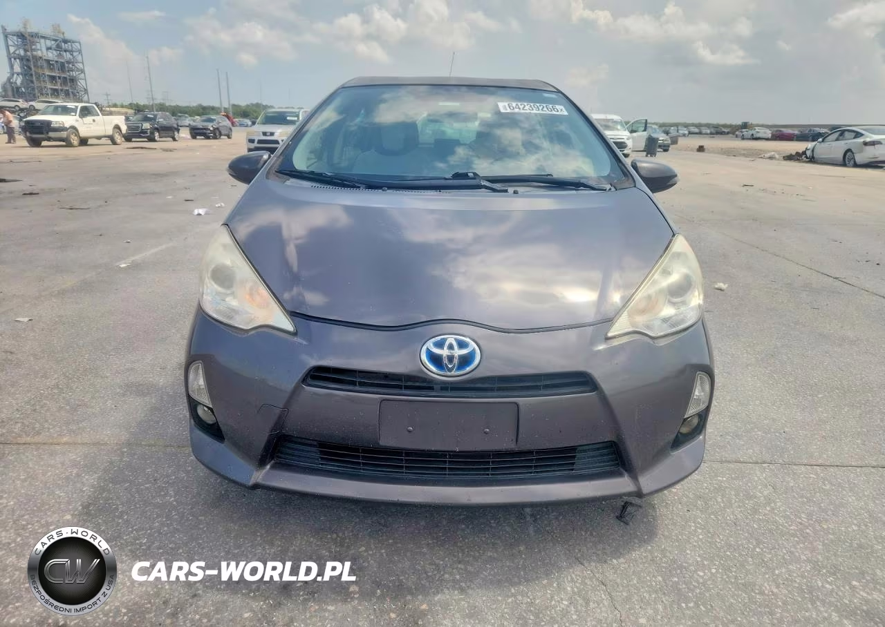 2012 Toyota Prius C One VIN:JTDKDTB39C1522579 - 5