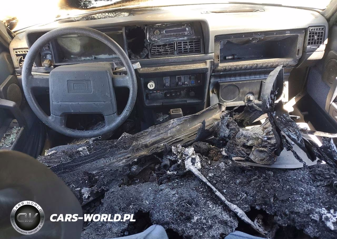 1993 Volvo 240 VIN:YV1AW831XP1951858 - 8