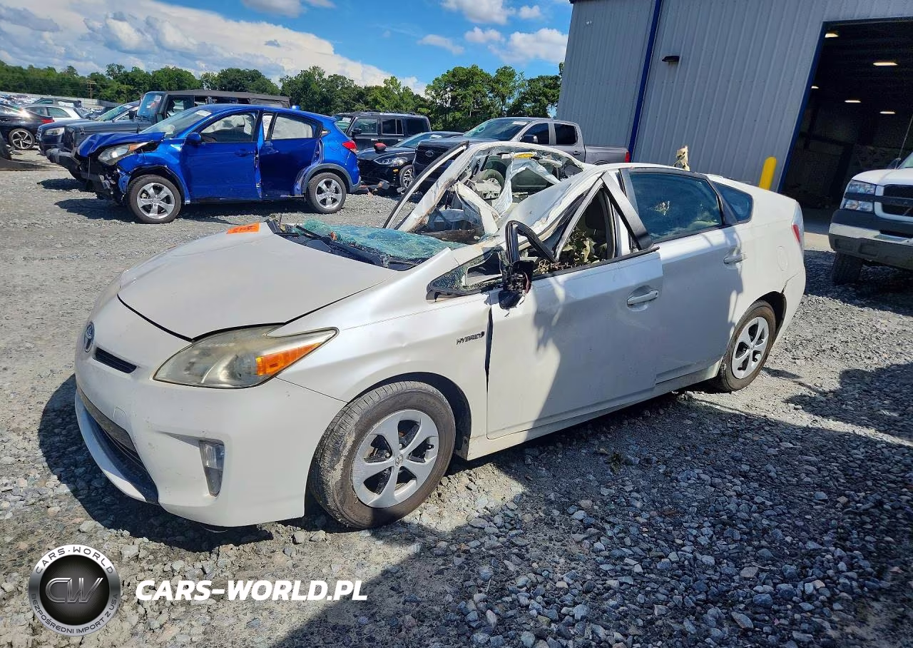 2014 Toyota Prius Two – zdjęcie 1 z 12