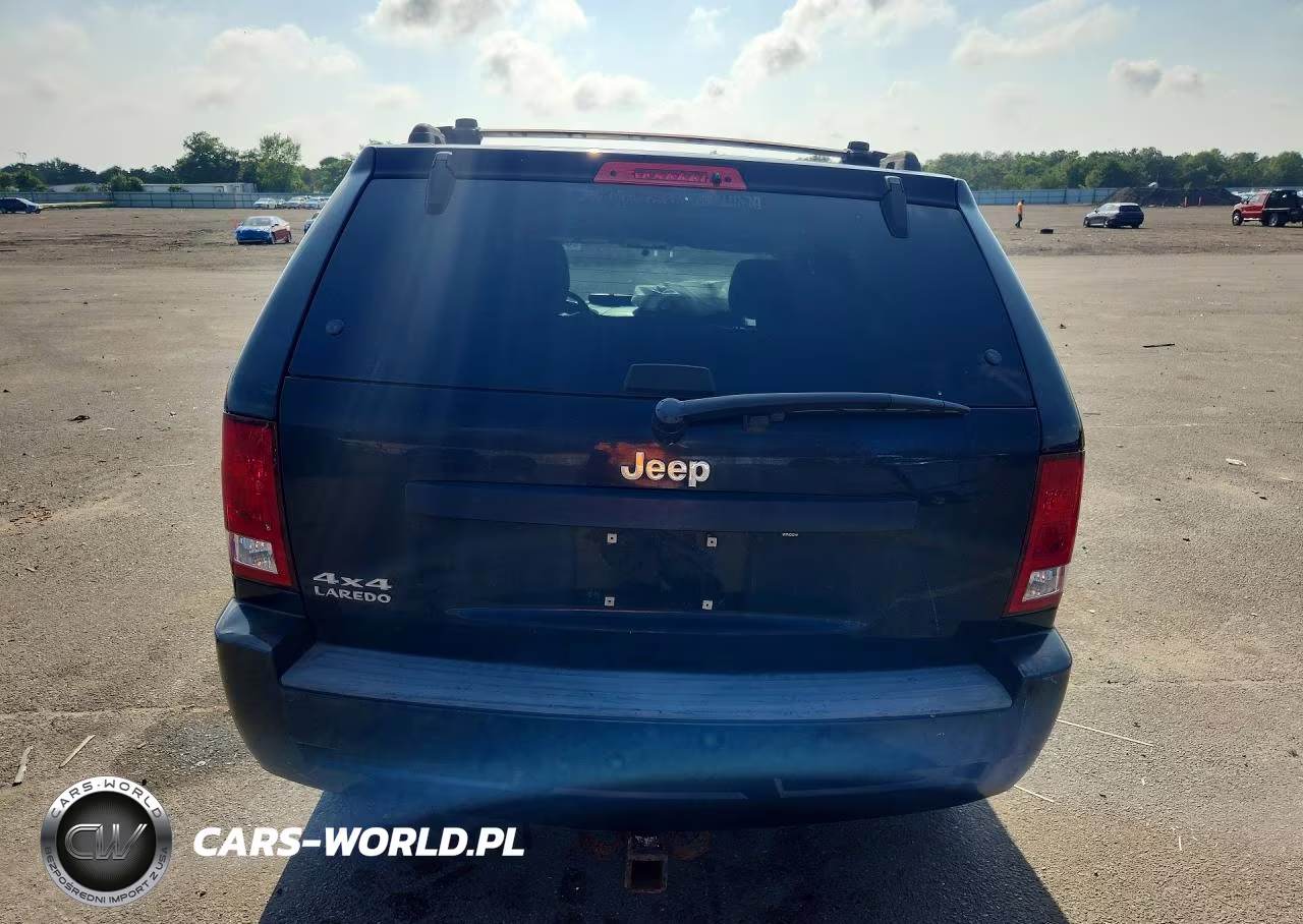 2007 Jeep Grand Cherokee Laredo VIN:1J8GR48K57C680058 - 6