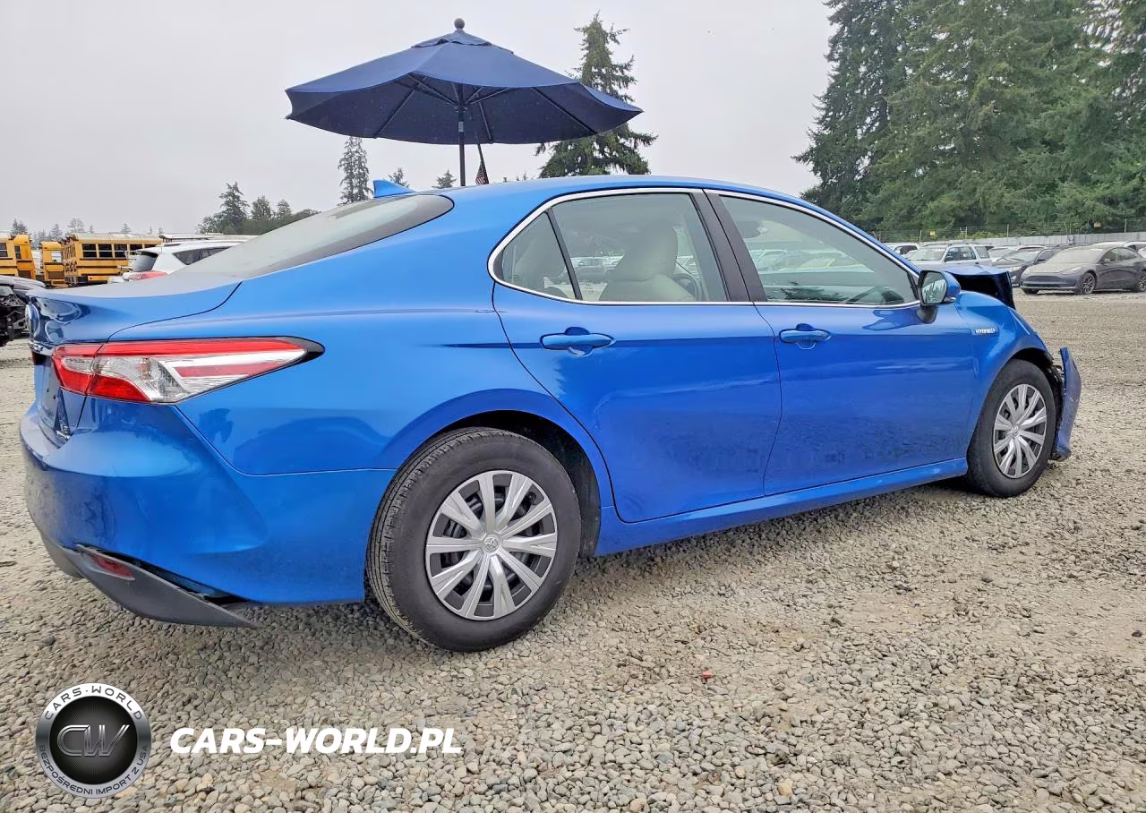 2020 Toyota Camry Le VIN:4T1L31AK6LU010650 - 3