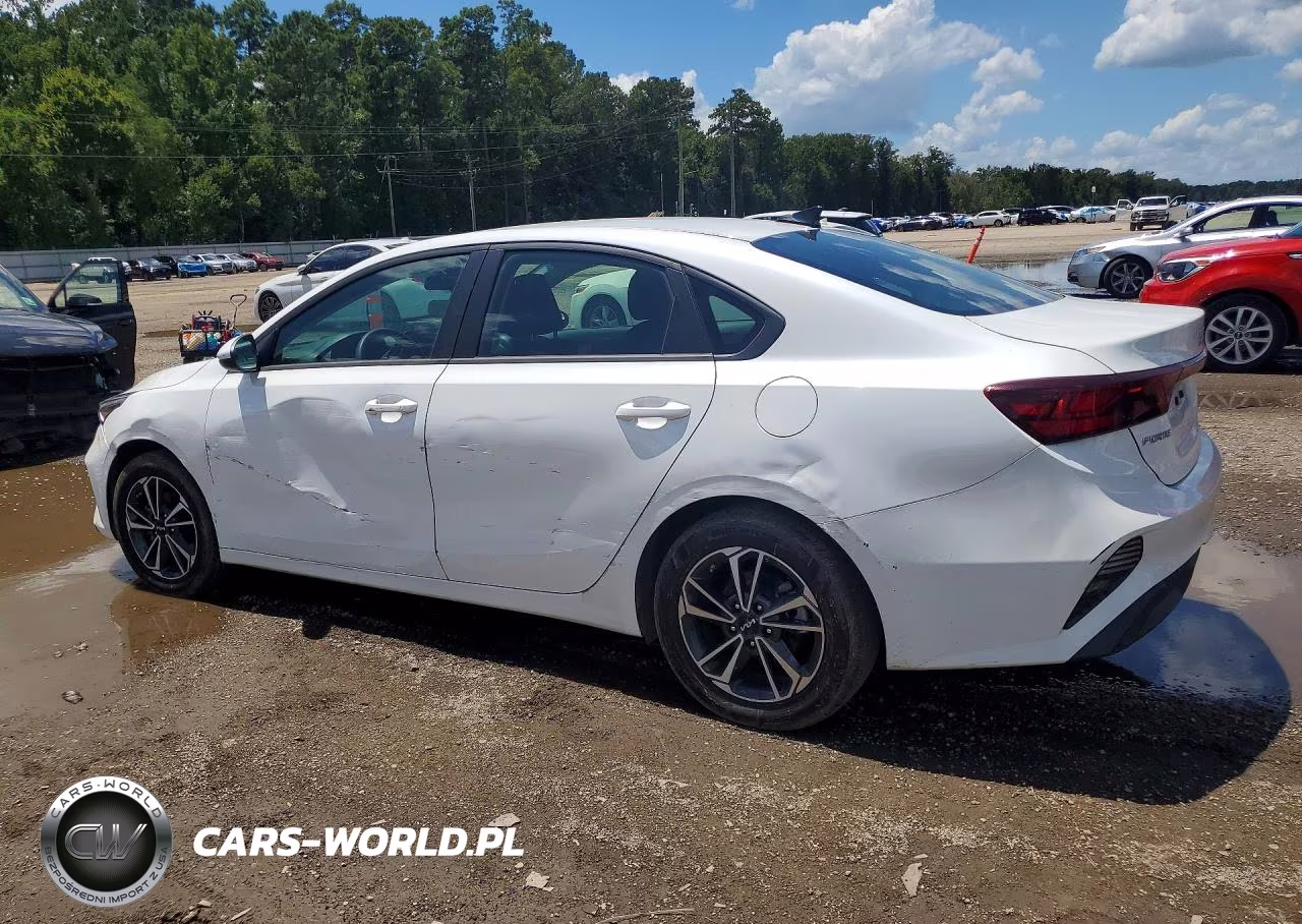 2024 Kia Forte Lxs VIN:3KPF24AD2RE743941 - 2