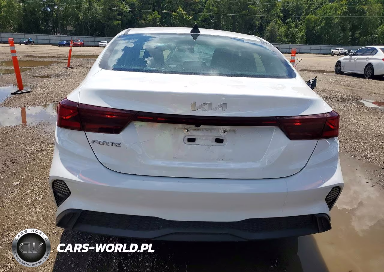 2024 Kia Forte Lxs VIN:3KPF24AD2RE743941 - 6