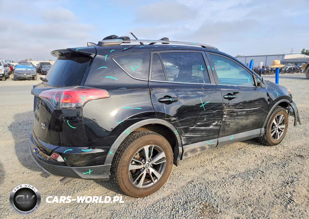 2017 Toyota Rav4 Xle VIN:2T3RFREV9HW605642 - 3