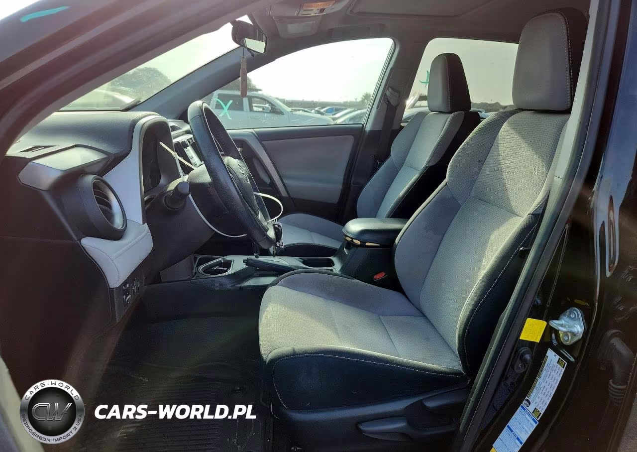 2017 Toyota Rav4 Xle VIN:2T3RFREV9HW605642 - 7