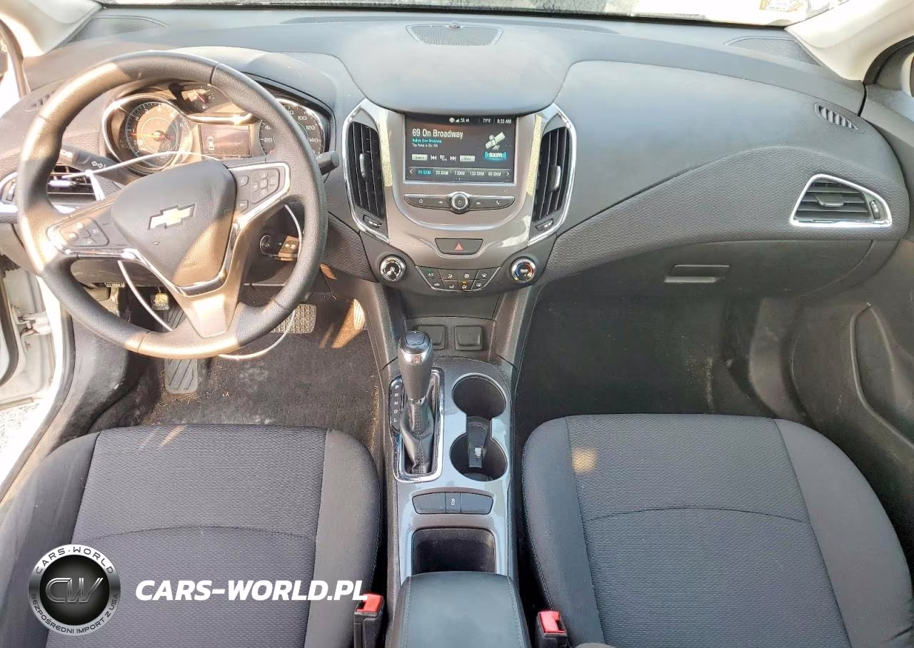 2018 Chevrolet Cruze Lt VIN:1G1BE5SMXJ7213420 - 8