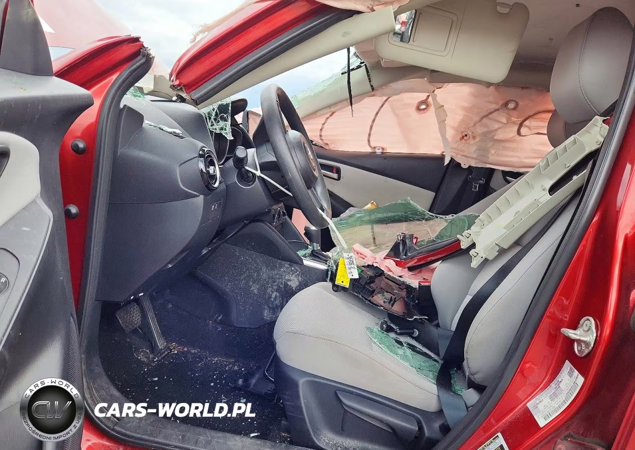 2019 Toyota Yaris Le VIN:3MYDLBYV4KY518899 - 7