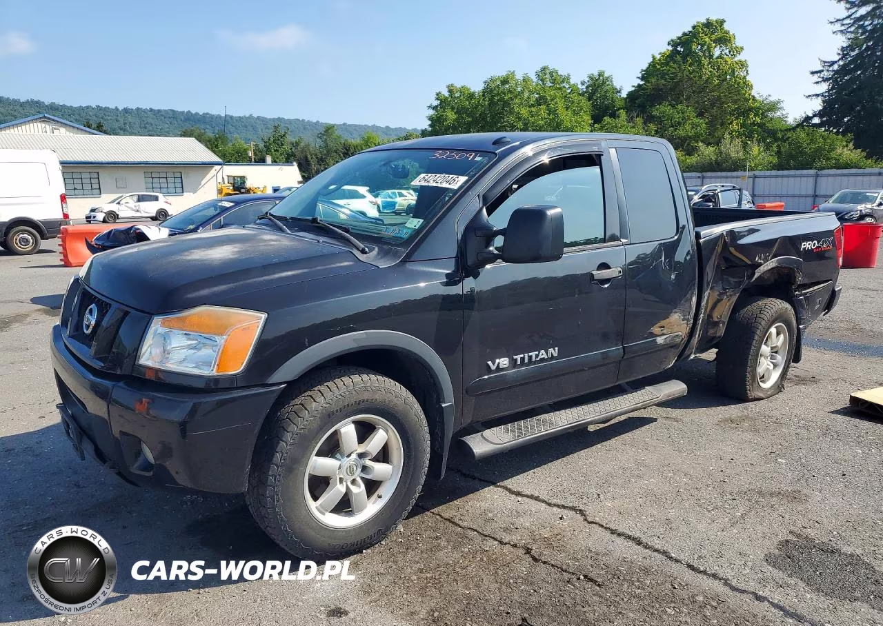 2011 Nissan Titan Sv