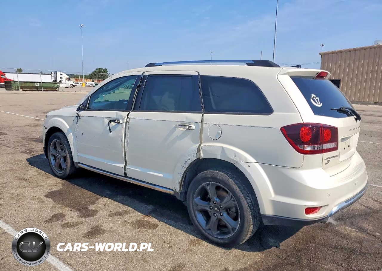2019 Dodge Journey Crossroad VIN:3C4PDDGG6KT702178 - 2