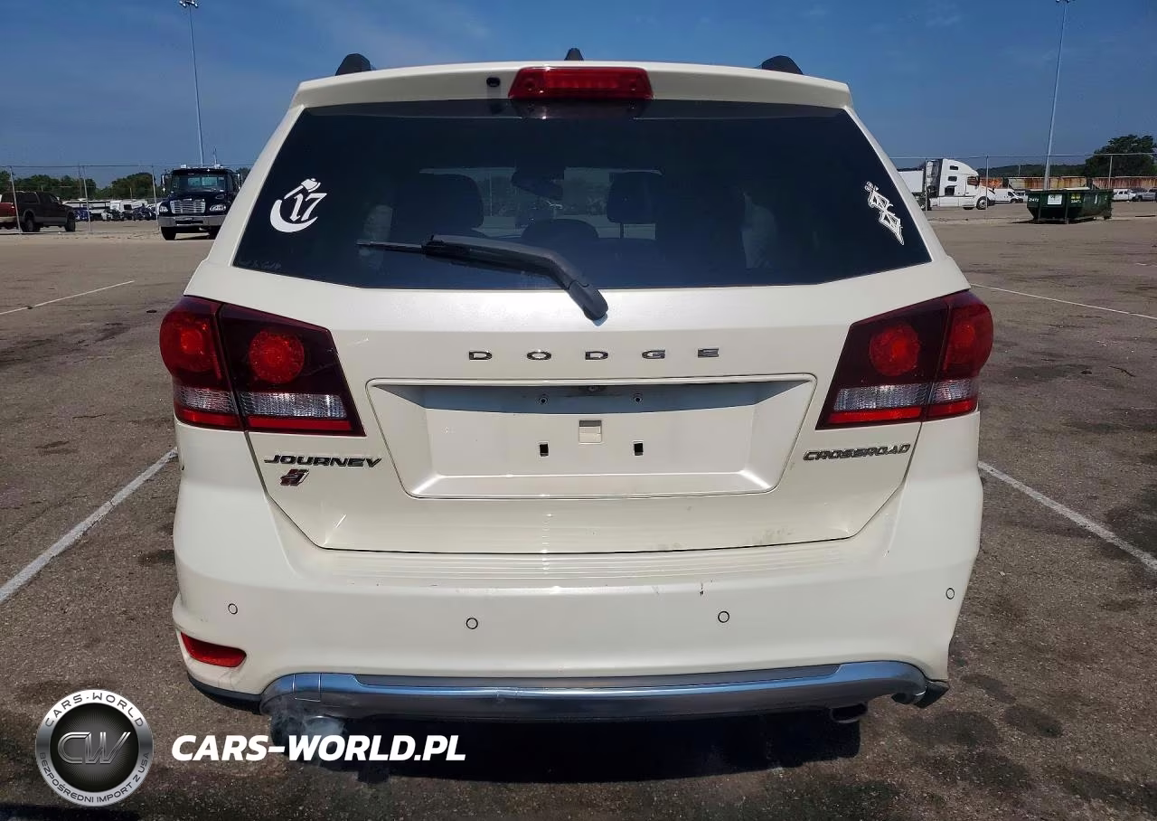 2019 Dodge Journey Crossroad VIN:3C4PDDGG6KT702178 - 6