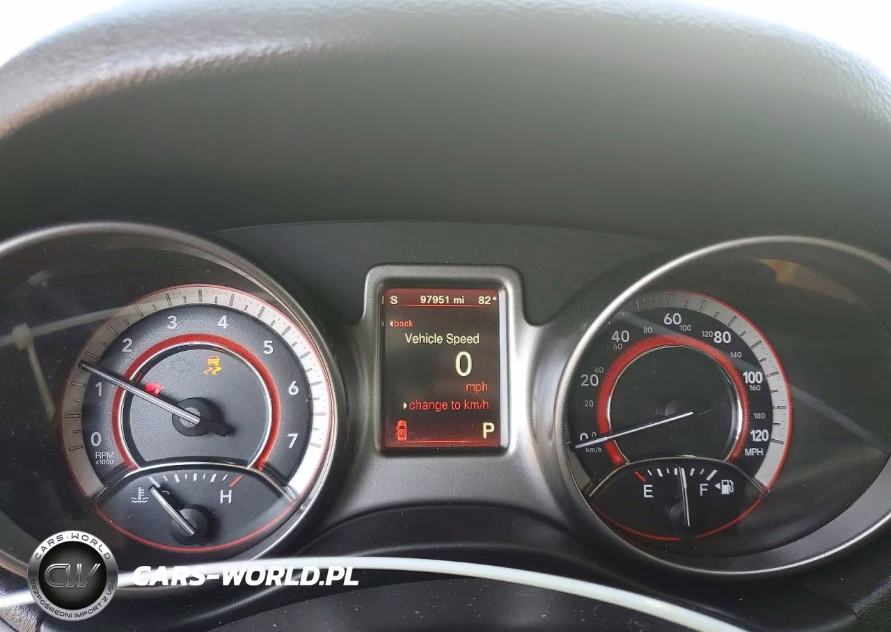 2019 Dodge Journey Crossroad VIN:3C4PDDGG6KT702178 - 9