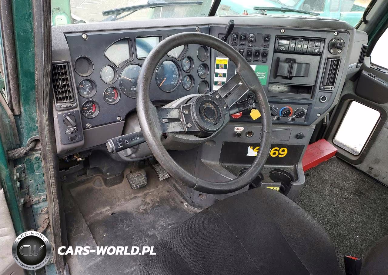 2017 Mack 600 Cxu600 VIN:1M1AW01X7HM009877 - 8