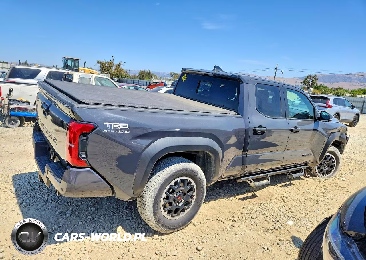 2024 Toyota Tacoma Trd Off-Road VIN:3TMLB5JN9RM044944 - 3