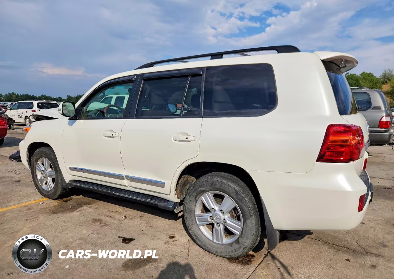 2014 Toyota Land Cruiser Base VIN:JTMHY7AJ5E4025679 - 2