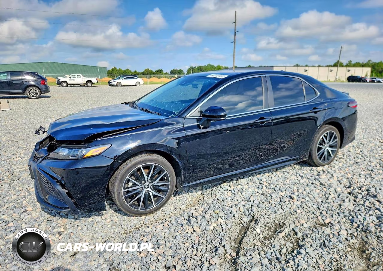 2021 Toyota Camry Se – zdjęcie 1 z 12