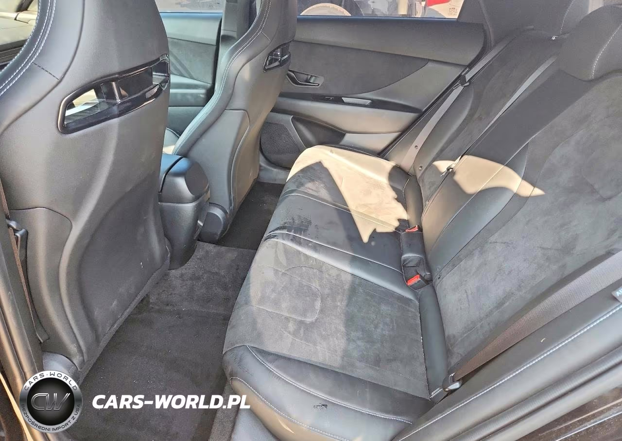 2025 Hyundai Elantra N Base VIN:KMHLW4DK2SU030185 - 10