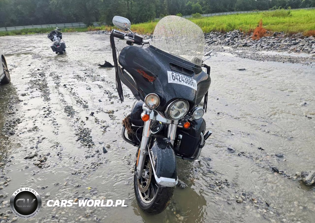 2019 Harley-Davidson Flhtcu VIN:1HD1FCC12KB637986 - 2