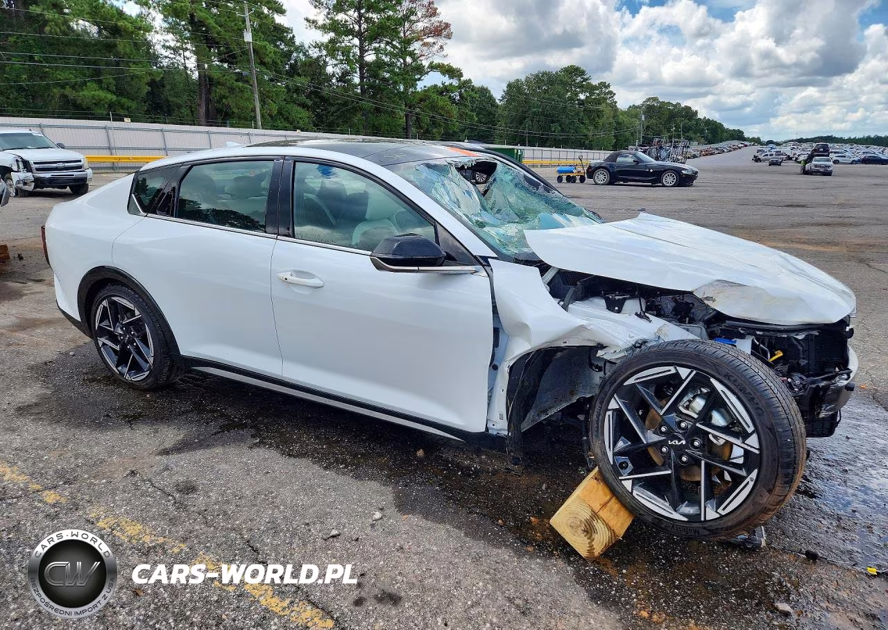 2026 Kia K4 Gt Line VIN:3KPFW4DE5TE255227 - 4