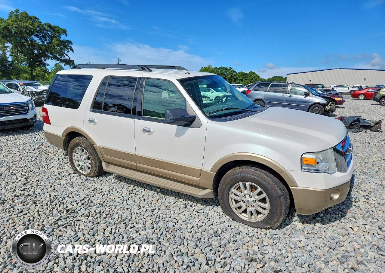 2011 Ford Expedition Xlt VIN:1FMJU1H57BEF40350 - 4