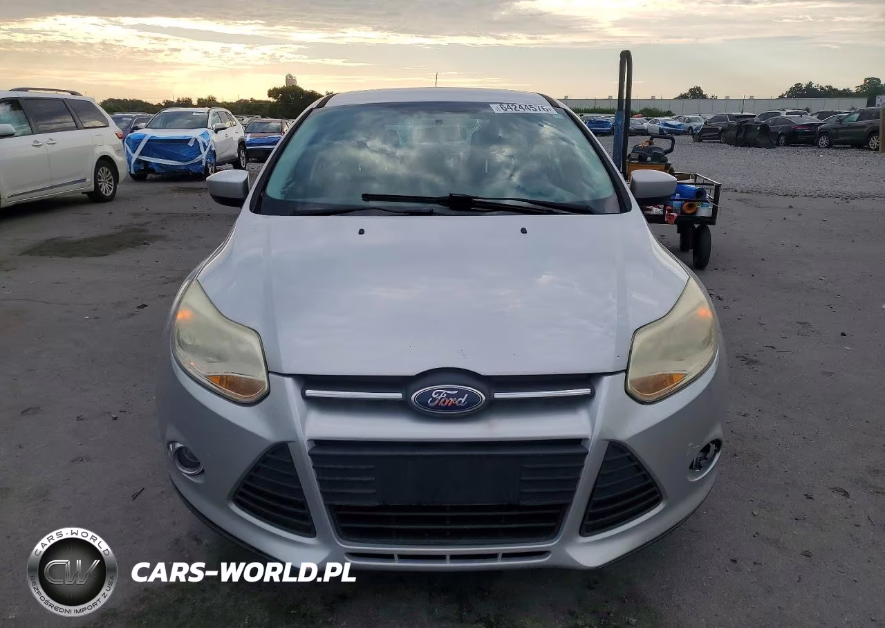 2012 Ford Focus Se VIN:1FAHP3K22CL204841 - 5