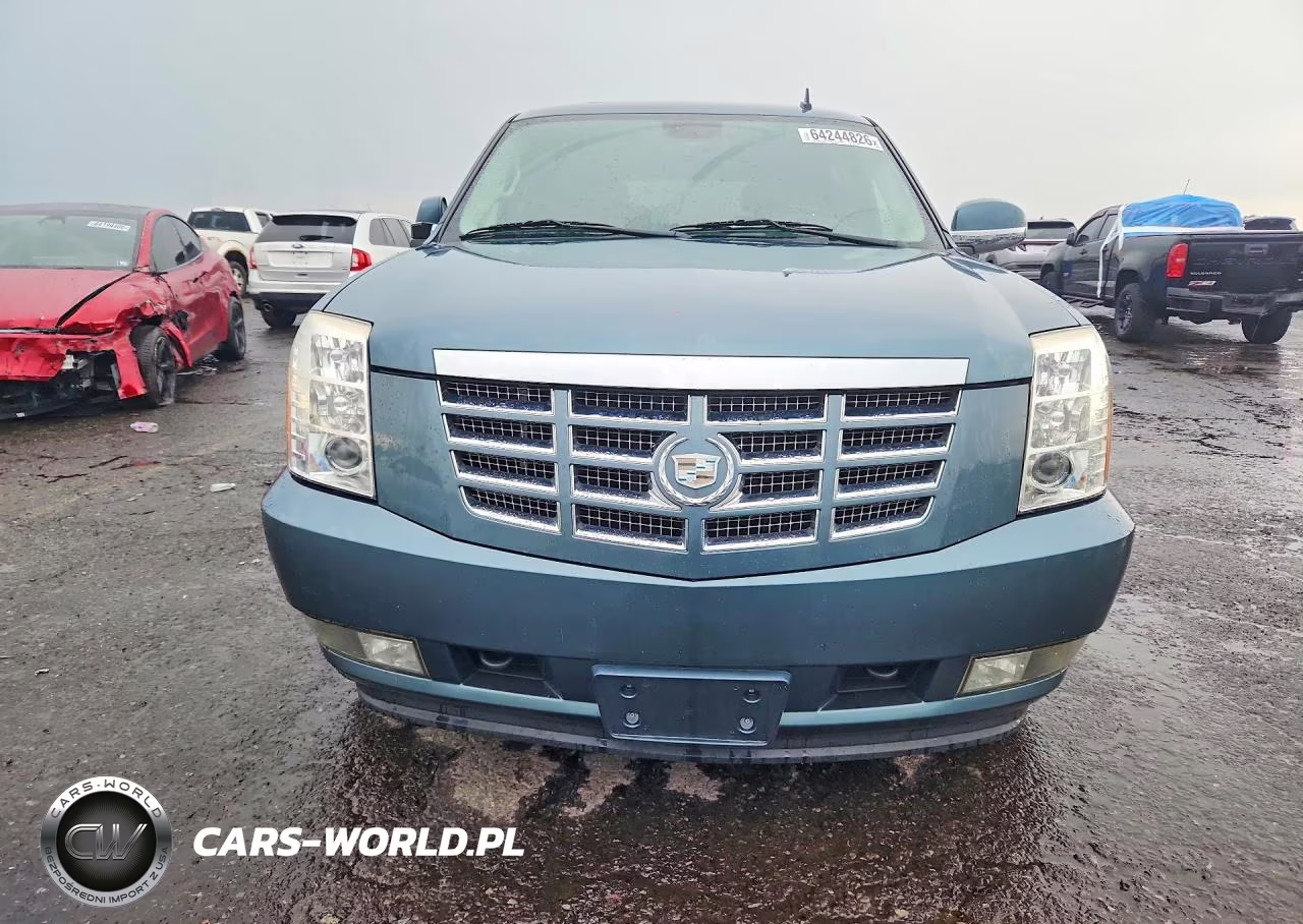 2008 Cadillac Escalade Luxury VIN:1GYFK63878R262348 - 5
