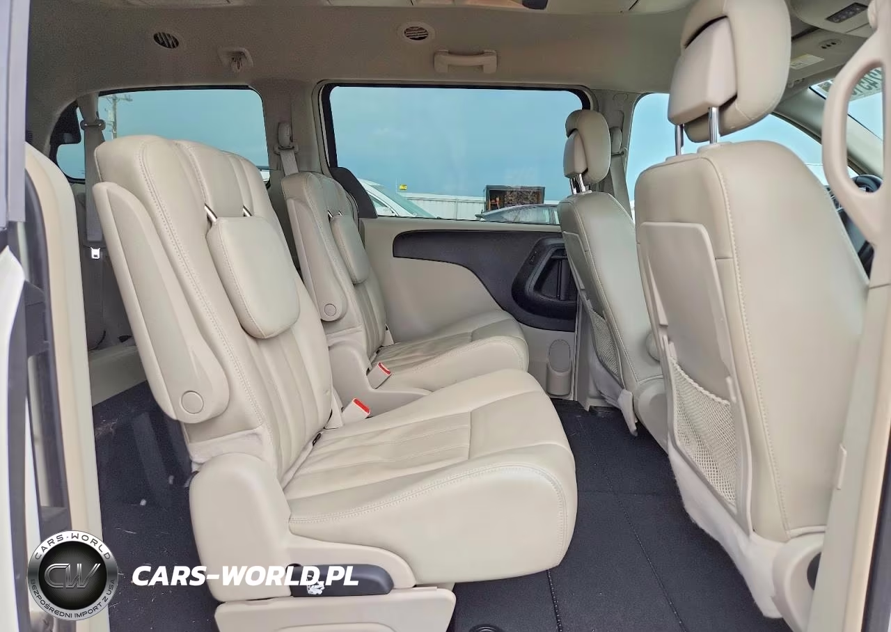 2012 Chrysler Town & Country Touring VIN:2C4RC1BG6CR266731 - 11
