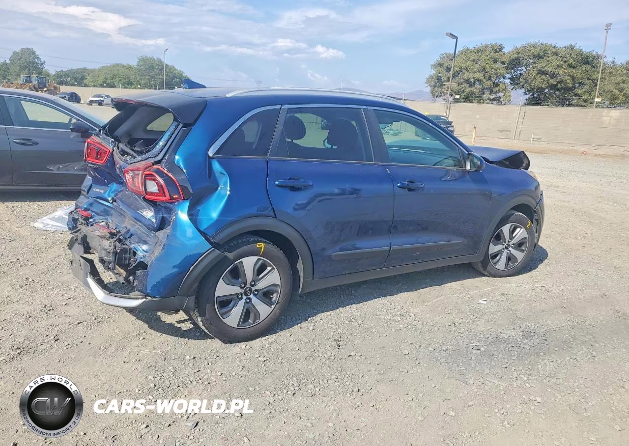 2018 Kia Niro Lx VIN:KNDCB3LC7J5206614 - 3