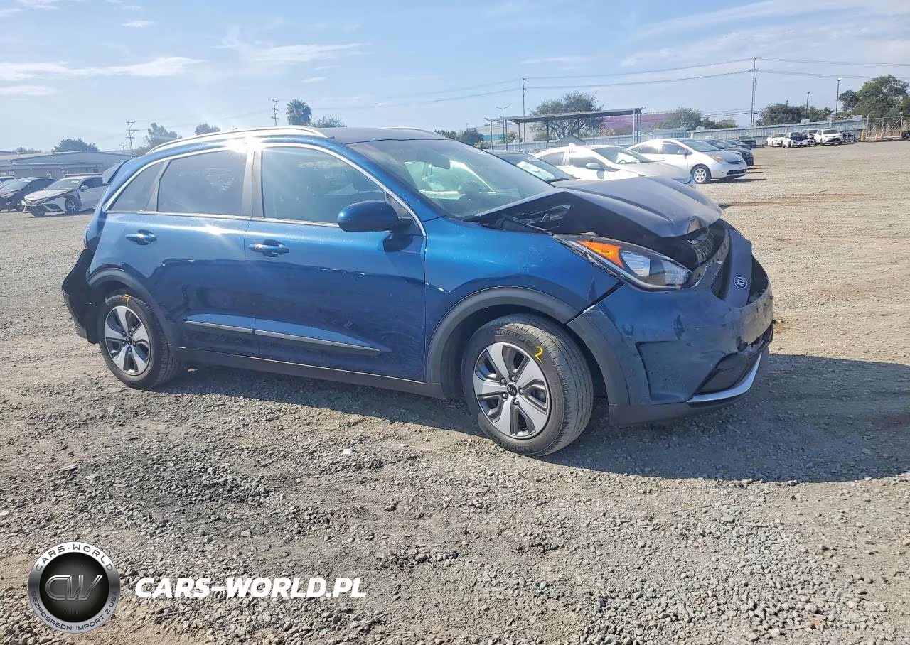 2018 Kia Niro Lx VIN:KNDCB3LC7J5206614 - 4