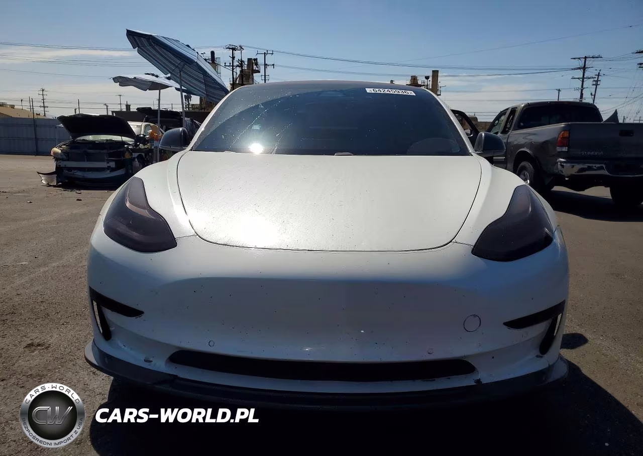 2020 Tesla Model 3 VIN:5YJ3E1EAXLF659201 - 5