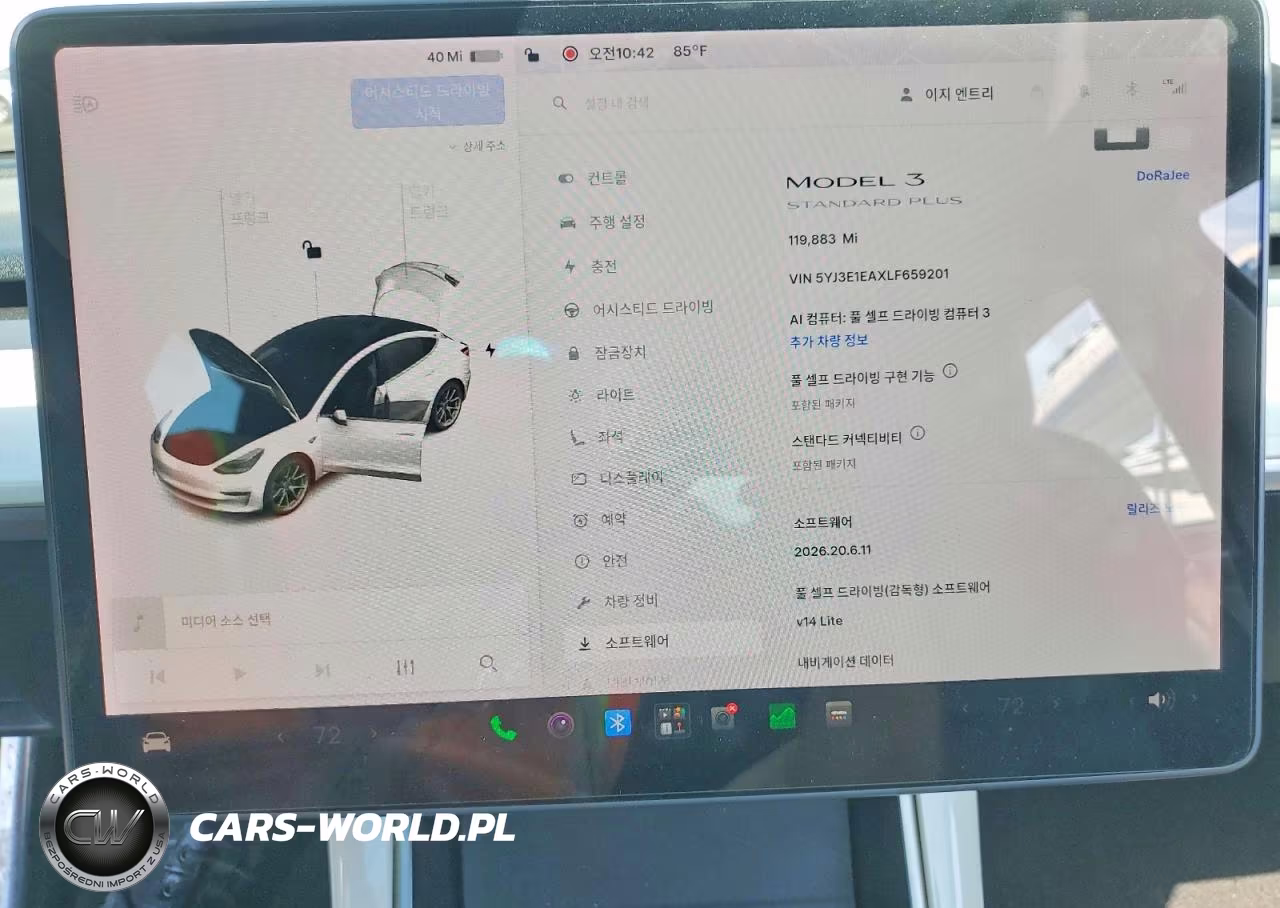 2020 Tesla Model 3 VIN:5YJ3E1EAXLF659201 - 9
