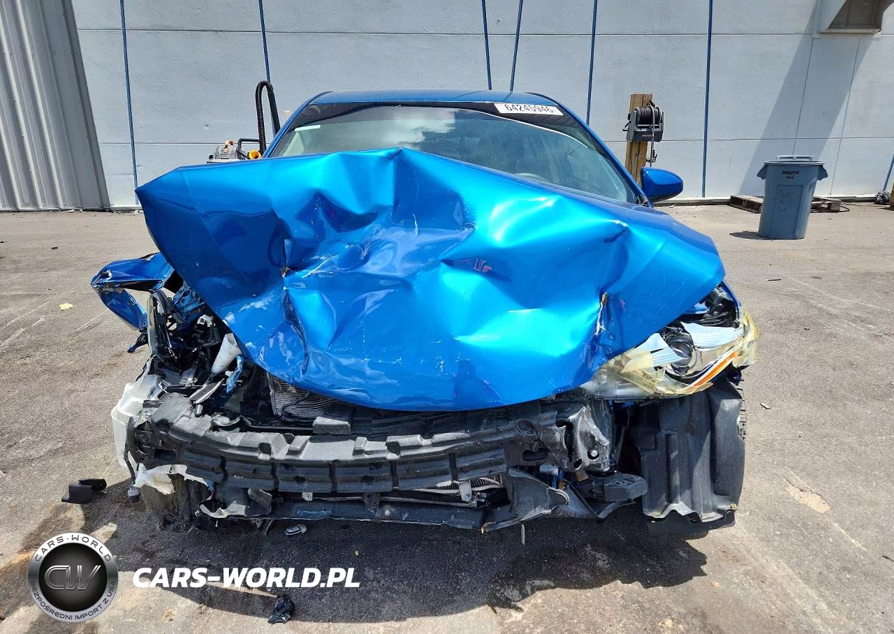 2017 Toyota Camry Se VIN:4T1BF1FK0HU813022 - 5