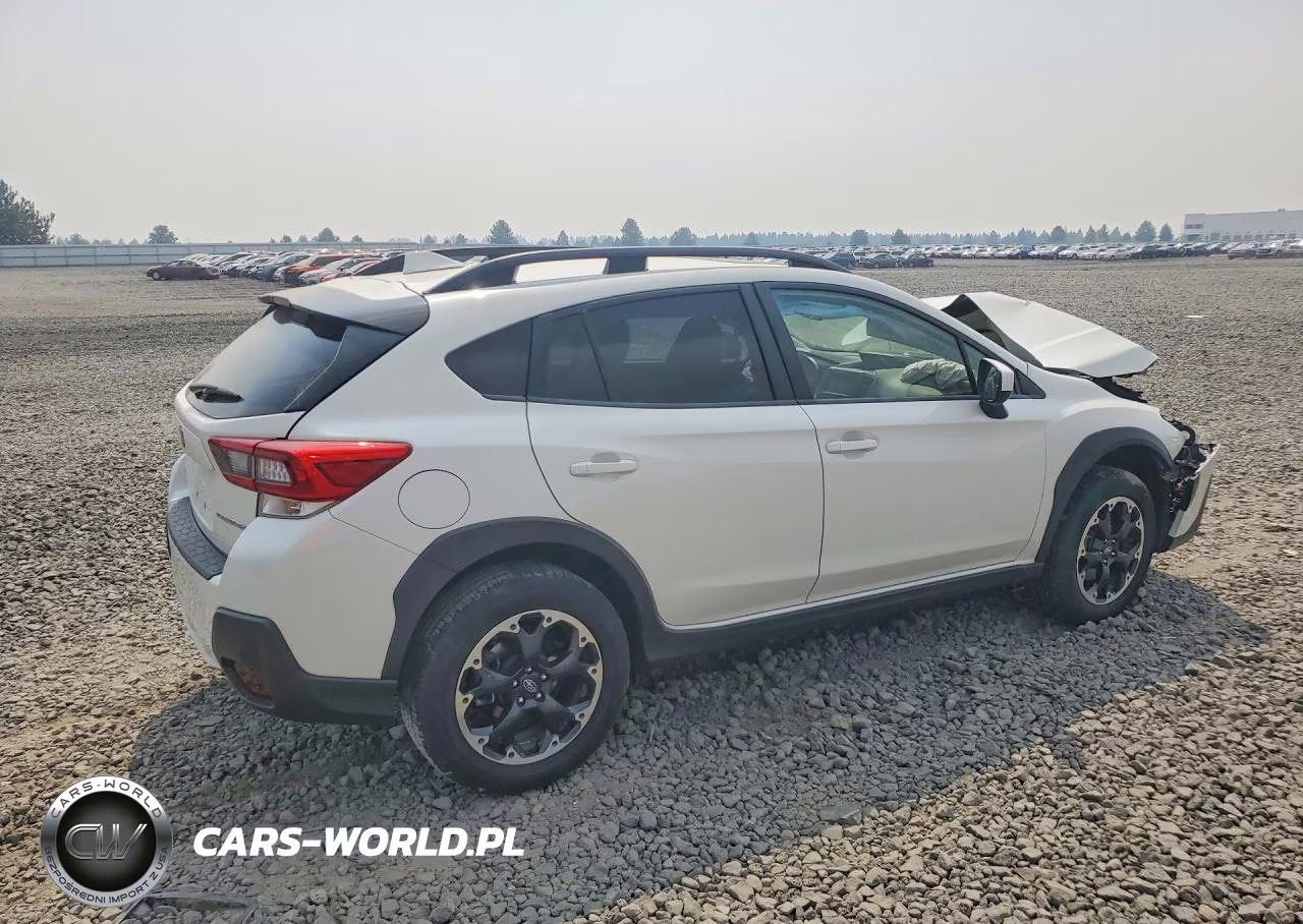 2023 Subaru Crosstrek Premium VIN:JF2GTAEC2P8330413 - 3