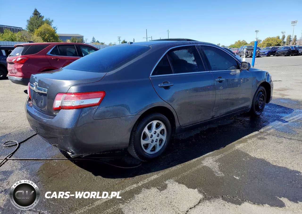 2011 Toyota Camry Base VIN:4T1BF3EK3BU636891 - 3