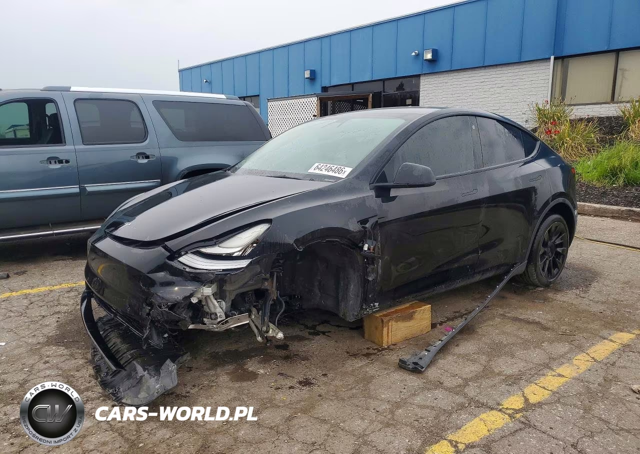 2021 Tesla Model Y – zdjęcie 1 z 13