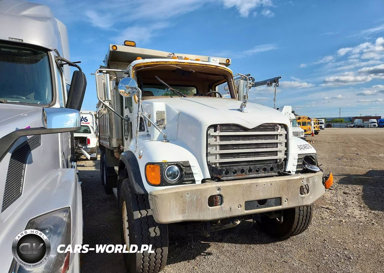 2006 Mack Cv Granite Dump Truck VIN:1M2AG11CX6M038329 - 4