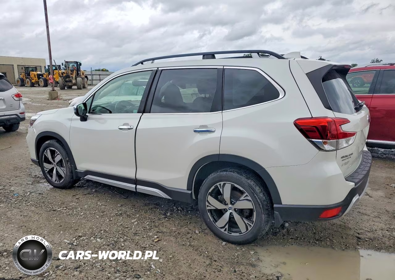 2019 Subaru Forester Touring VIN:JF2SKAWC1KH472076 - 2