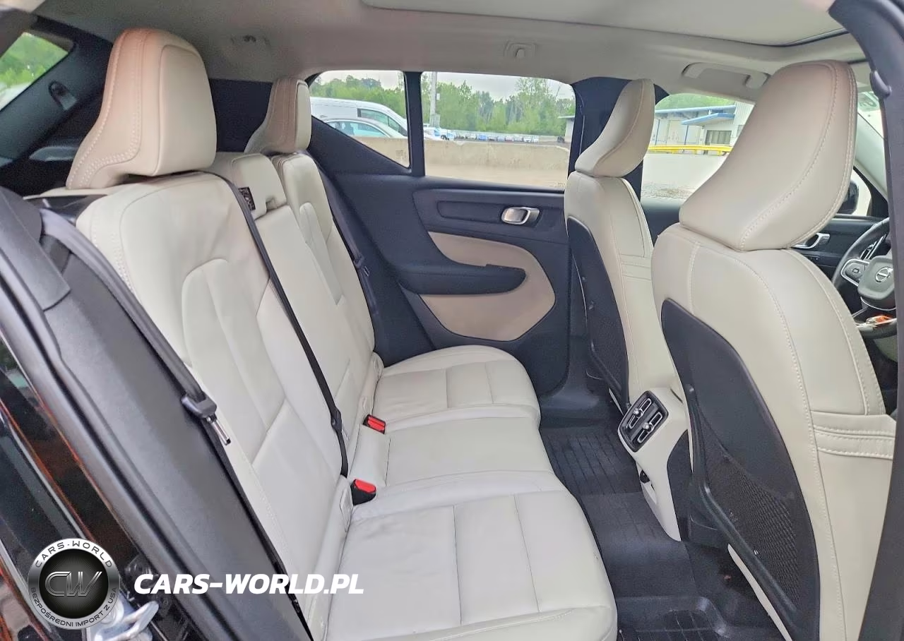 2021 Volvo Xc40 T5 Momentum VIN:YV4162UK7M2409002 - 11