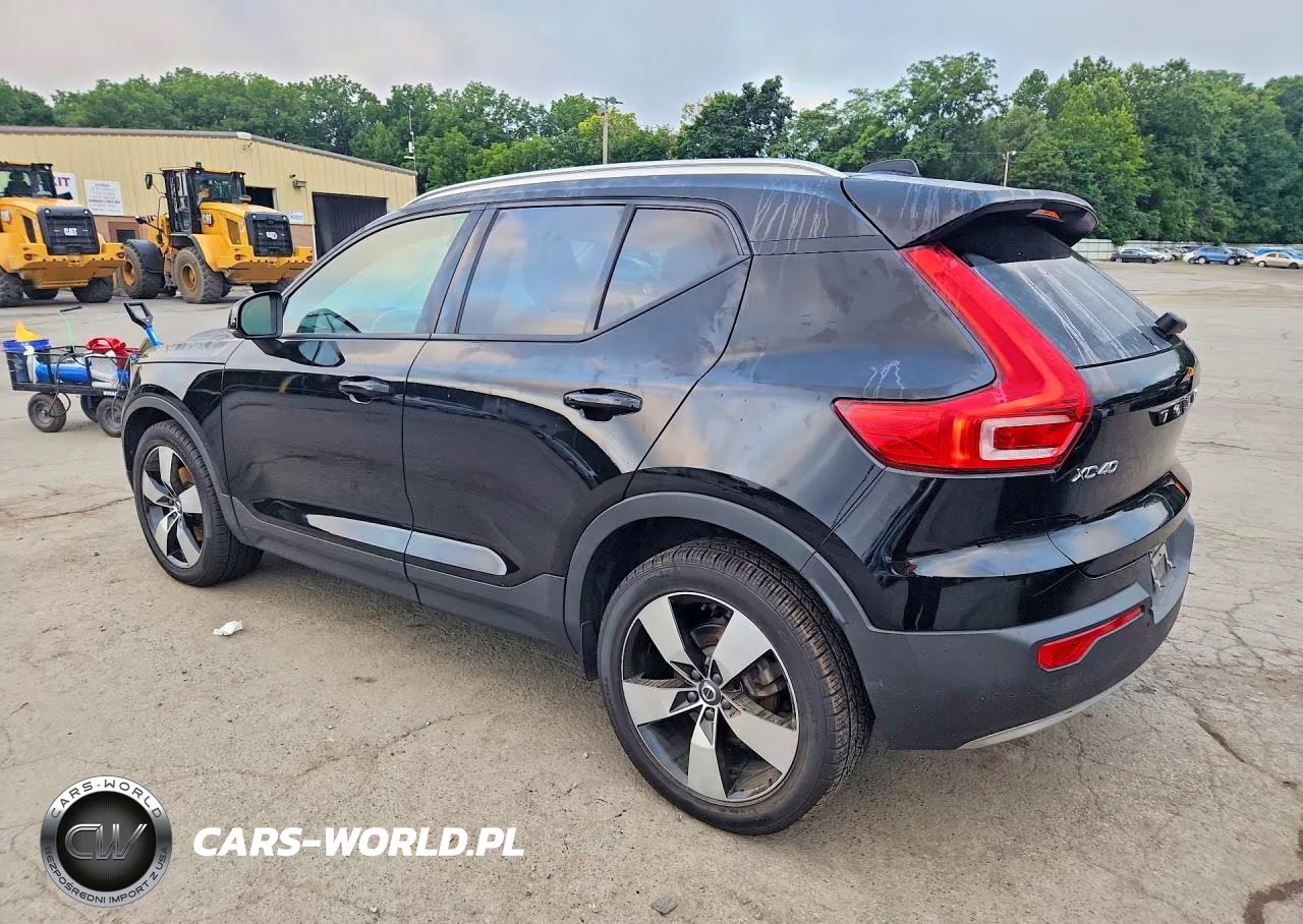 2021 Volvo Xc40 T5 Momentum VIN:YV4162UK7M2409002 - 2