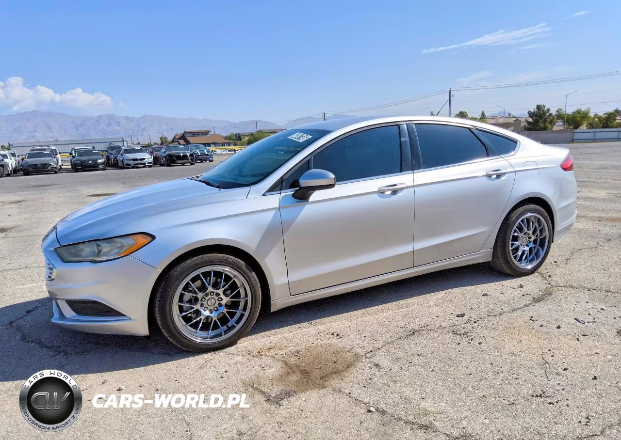 2018 Ford Fusion S VIN:3FA6P0G73JR271036 - 1