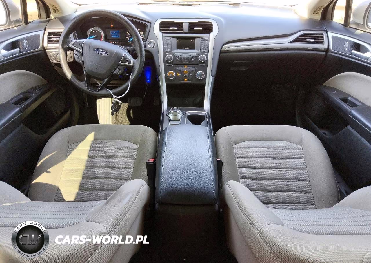 2018 Ford Fusion S VIN:3FA6P0G73JR271036 - 8